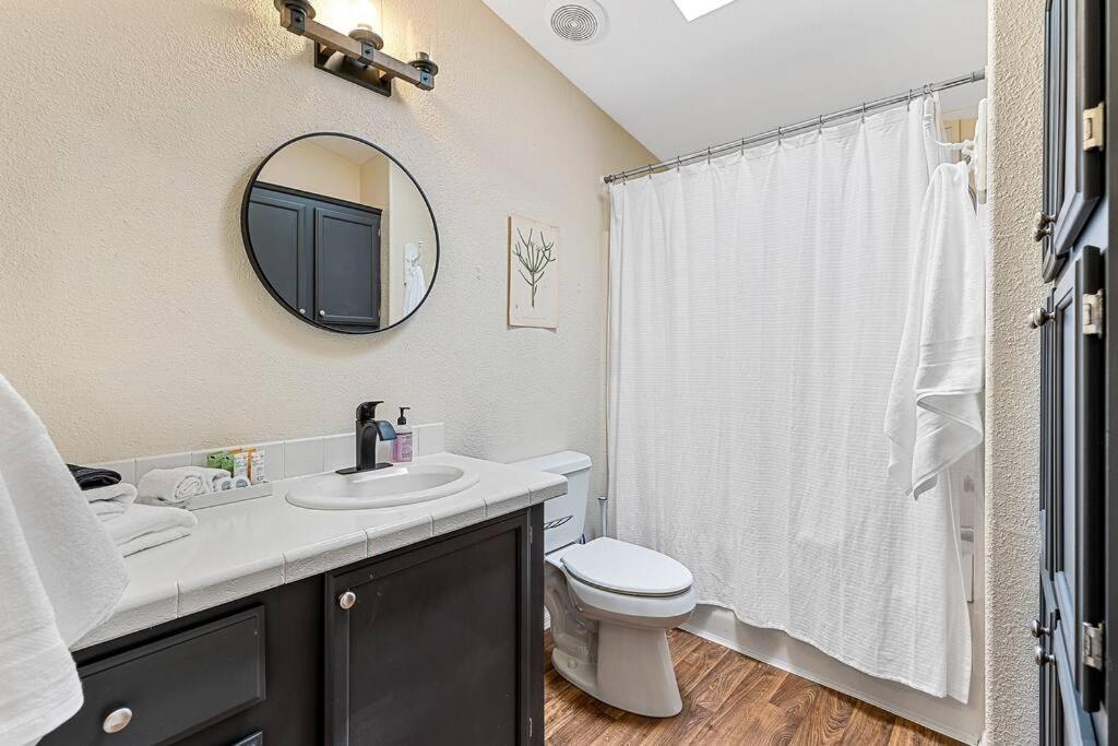 סדונה Serene Home- Sleeps 16 - Pet Friendly - Hot Tub - Pool -2 Kitchens! מראה חיצוני תמונה